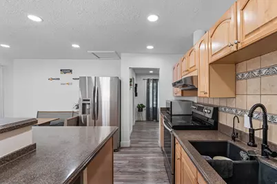 4283 W 5615 S, Kearns, UT 84118 - Photo 18
