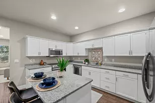 1423 S Mountain View Ct, Woods Cross, UT 84087 - Photo 8
