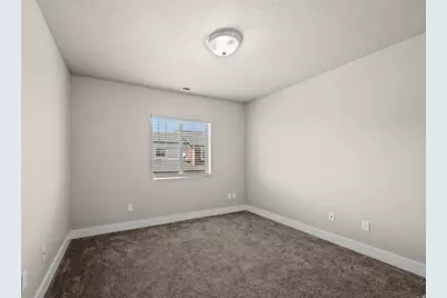 1423 S Mountain View Ct, Woods Cross, UT 84087 - Photo 14