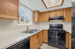 121 W 905 N, Orem, UT 84057 - Photo 14