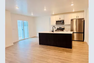 1906 E 670 N, Salem, UT 84653 - Photo 4