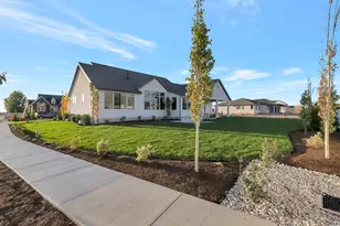 266 N Amber Ln W, Layton, UT 84041 - Photo 52