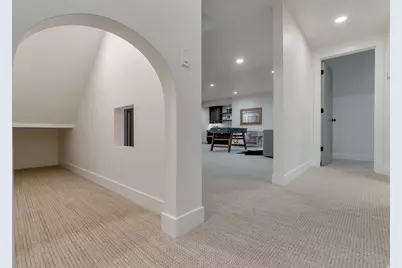 266 N Amber Ln W, Layton, UT 84041 - Photo 42