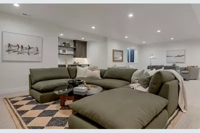 266 N Amber Ln W, Layton, UT 84041 - Photo 40