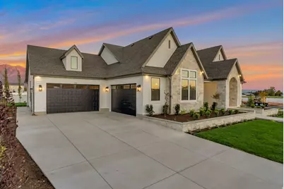 266 N Amber Ln W, Layton, UT 84041 - Photo 2