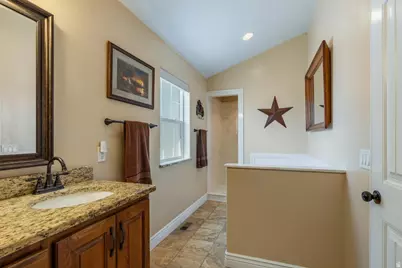 522 S 200 E, Enterprise, UT 84725 - Photo 14