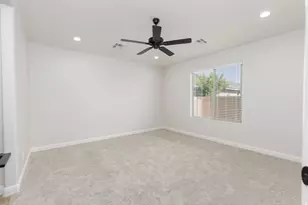 581 S Orange Dr, Washington, UT 84780 - Photo 14