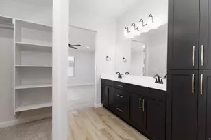 581 S Orange Dr, Washington, UT 84780 - Photo 18