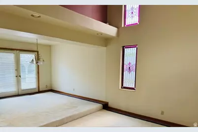 160 N Palisade Dr, Orem, UT 84097 - Photo 4