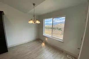 16371 S Coupler Ln, Bluffdale, UT 84065 - Photo 10