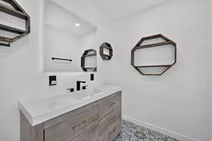 1039 W 800 N, Salt Lake City, UT 84116 - Photo 18