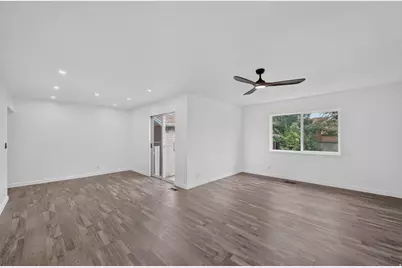 1039 W 800 N, Salt Lake City, UT 84116 - Photo 14