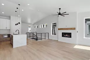 571 S Elena Ln, Ogden, UT 84404 - Photo 8