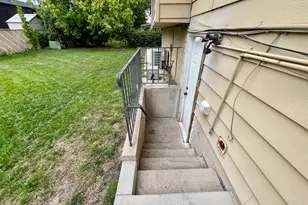 565 N Pamela Way W, Salt Lake City, UT 84116 - Photo 38