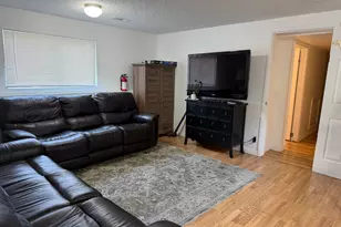565 N Pamela Way W, Salt Lake City, UT 84116 - Photo 14