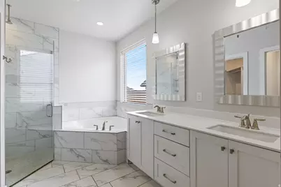 1467 W 2130 S, Saint George, UT 84770 - Photo 22