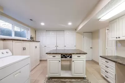 6284 S Jamestown Cir, Murray, UT 84121 - Photo 30