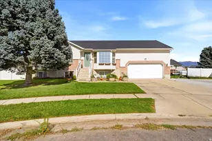 1053 S Killarney Dr, Syracuse, UT 84075 - Photo 1