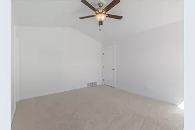1423 N Harper Way #220, Tooele, UT 84074 - Photo 10