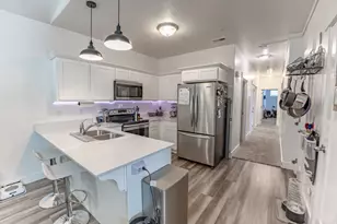 352 W 785 N, Vineyard, UT 84059 - Photo 2