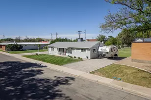 65 N Clark St, Green River, UT 84525 - Photo 38