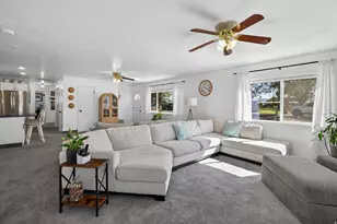 65 N Clark St, Green River, UT 84525 - Photo 4