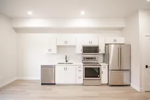346 E 200 S, Moab, UT 84532 - Photo 6