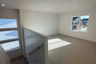 2886 N Kingbird Dr, Eagle Mountain, UT 84005 - Photo 8