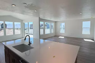 2886 N Kingbird Dr, Eagle Mountain, UT 84005 - Photo 4