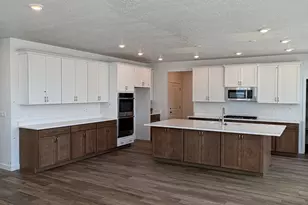 2886 N Kingbird Dr, Eagle Mountain, UT 84005 - Photo 2