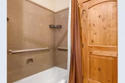 679 N Cambry Dr, Garden City, UT 84028 - Photo 32