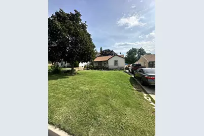 1651 E 22nd St, Ogden, UT 84401 - Photo 2