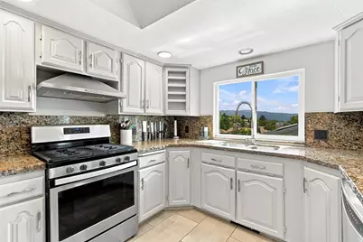 132 E 2050 N, Centerville, UT 84014 - Photo 14
