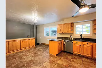 9231 S 1520 Res E, Sandy, UT 84092 - Photo 14