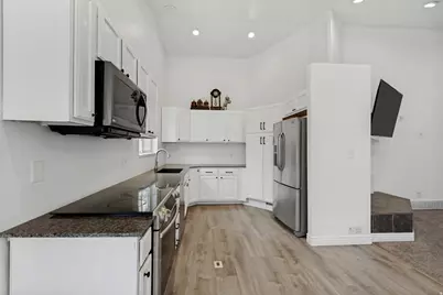 994 S Slate Canyon Dr E, Provo, UT 84606 - Photo 8