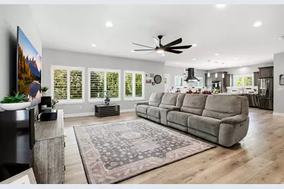 2194 S 175 E, Kaysville, UT 84037 - Photo 8