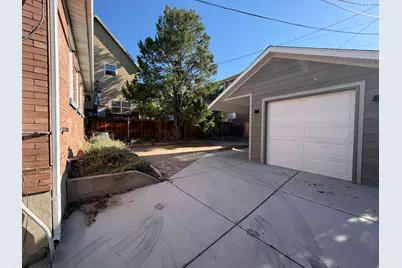 384 E St, Salt Lake City, UT 84103 - Photo 22