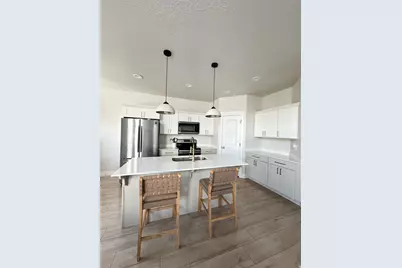 688 N 260 W, Vineyard, UT 84059 - Photo 6