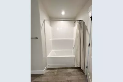 688 N 260 W, Vineyard, UT 84059 - Photo 14
