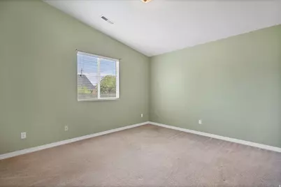2050 W Canyon Dr #207, Saint George, UT 84770 - Photo 12