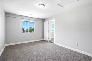 3726 S 2025 W, Roy, UT 84067 - Photo 10