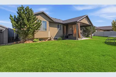 1411 W 2400 N, Clinton, UT 84015 - Photo 28