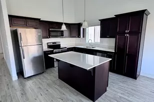 16371 S Coupler Ln, Bluffdale, UT 84065 - Photo 2