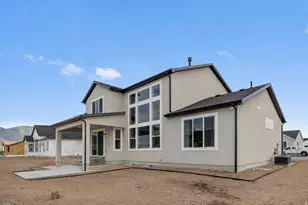 616 S 125 E, Hyde Park, UT 84318 - Photo 4