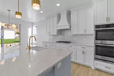 616 S 125 E, Hyde Park, UT 84318 - Photo 10