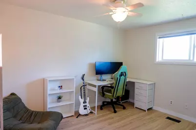 784 W 2550 N, Clinton, UT 84015 - Photo 24