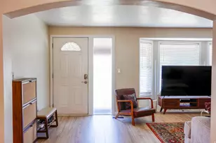784 W 2550 N, Clinton, UT 84015 - Photo 8