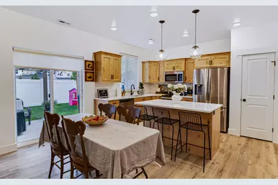 1466 W Creekside Dr, Logan, UT 84339 - Photo 16