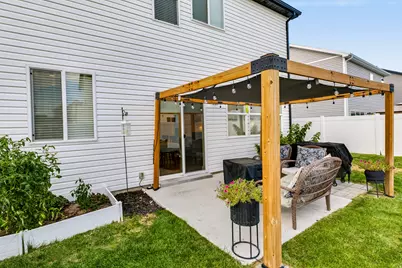 1466 W Creekside Dr, Logan, UT 84339 - Photo 10