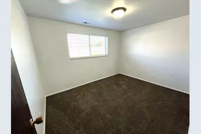 685 S Stubbs Ave W, Provo, UT 84601 - Photo 22